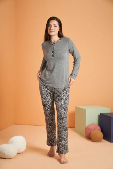 Pjs Kadın Likralı Viskon 4 Mevsim Kumaş Leoparlı Uzun Kollu Pijama Takım ürün görseli 1