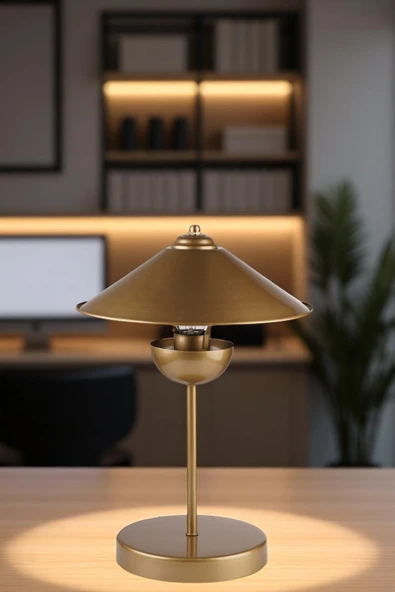 Lumexx GALE ESKİTME METAL BAŞLIKLI MASA LAMBASI ürün görseli 1