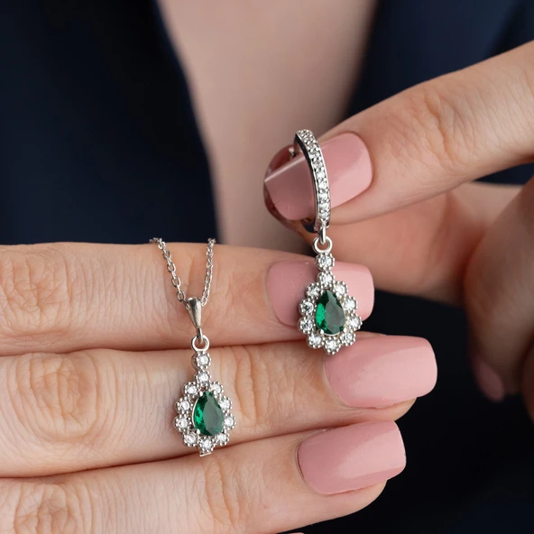 Vaoov 925 Ayar Gümüş Yeşil Damla Taşlı Set ürün görseli 1