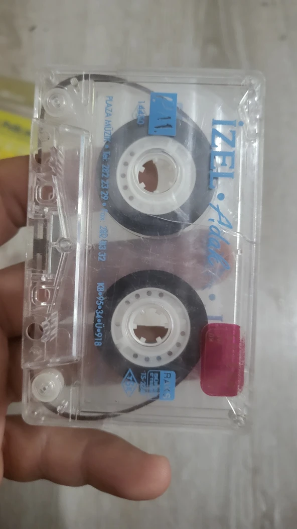 Kaset orjinal izel adak ikinci el ürün görseli 1