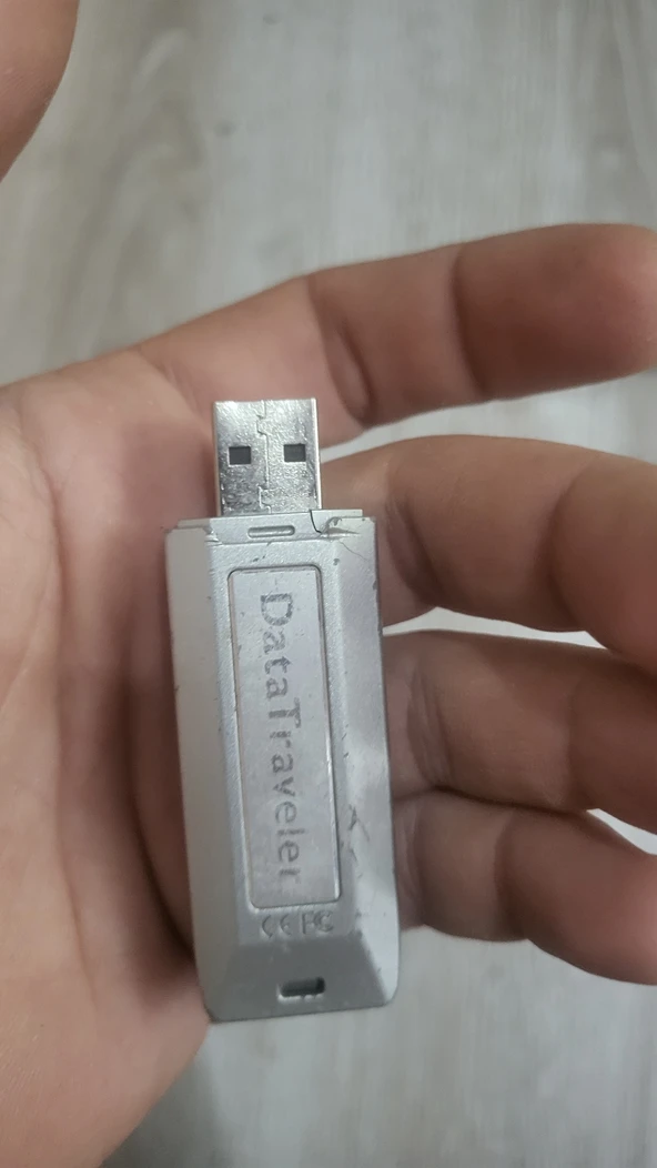 Kingston usb bellek 128 mb ikinci el ürün görseli 1