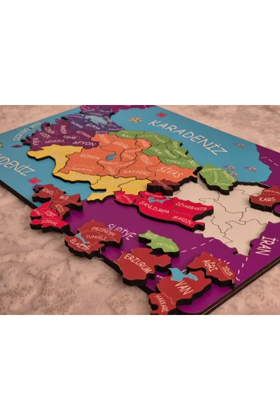 Türkiye Haritası Puzzle - Kabartmalı Türkiye Haritası ve Komşu Ülkeler, Denizler ürün görseli 1