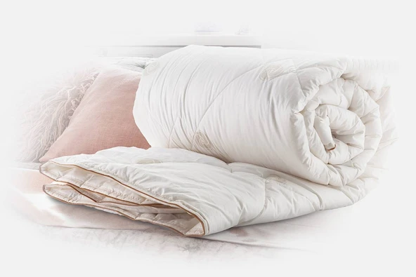 BELLA HOME ÇİFT KİŞİLİK YÜN YORGAN ürün görseli 1
