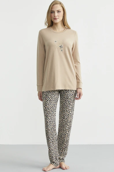 Yumoş Dokulu Leopar Desenli Kışlık Pijama - Bej ürün görseli 1