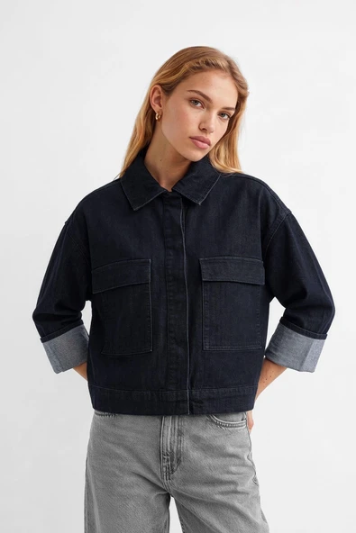 Kadın Cepli Oversize Lacivert Denim Ceket Gömlek ürün görseli 1