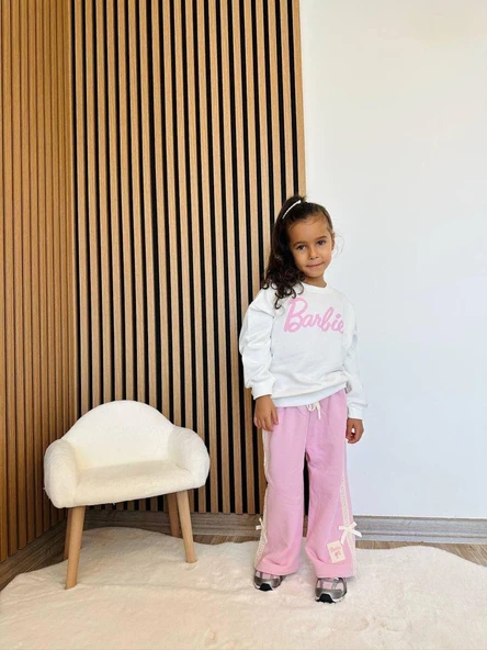 Cg Kids Barbie kabartma barbie yazı 3 iplik kumaş kız çocuk alt üst takım süper kalite sırt baskı ve eşofman detay ürün görseli 1