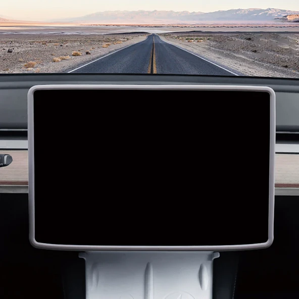 TESLA MODEL Y VE JUNİPER İÇİN UYUMLU EKRAN ÇERÇEVESİ KORUMA SLİKON SİYAH ürün görseli 1