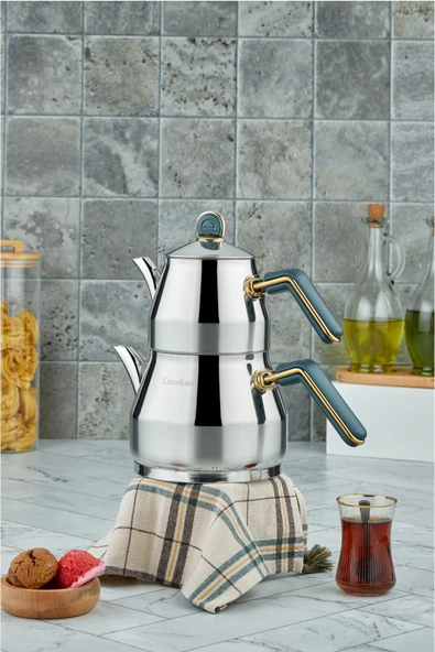 Cooker Everest 18/10 Paslanmaz Çelik Orta Boy Çaydanlık 0,75 L Demlik 1,75 L Alt Hazne ürün görseli 1