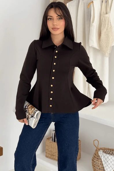 Kadın Altın Düğmeli Peplum Gömlek – Güçlü & Şehirli Stil ürün görseli 1