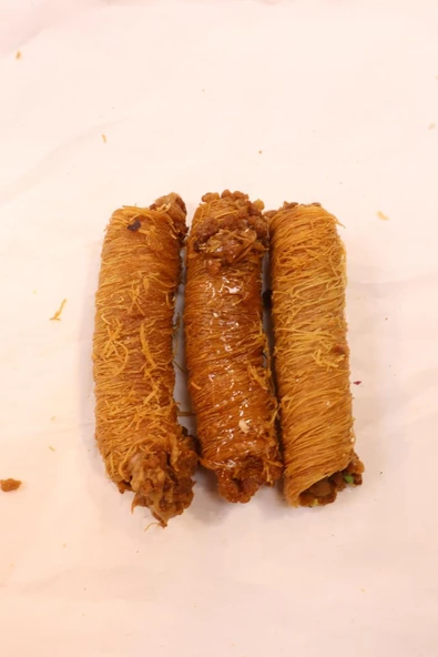 Öz Altın Kayısı Lotuslu Kadayıflı Sarma 1 KG ürün görseli 1