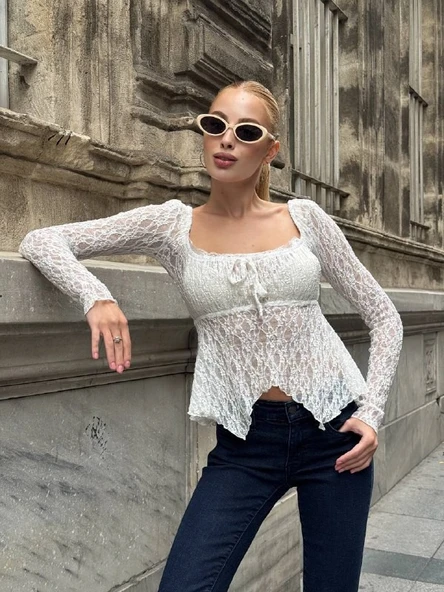 Ekru Peplum Etek Ucu Fırfırlı Güpür Bluz Uzun Kol Bağlama Detaylı Kare Yaka Şık Bluz ürün görseli 1