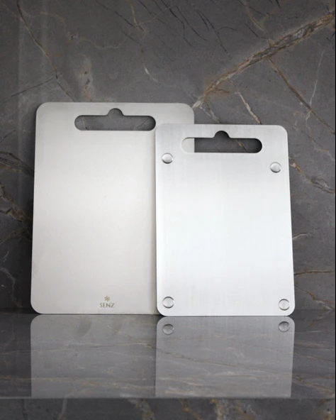 Paslanmaz Çelik Doğrama Tahtası Büyük Boy ve Küçük Boy 2'li Set 20x30 ve 25x33 cm ürün görseli 1