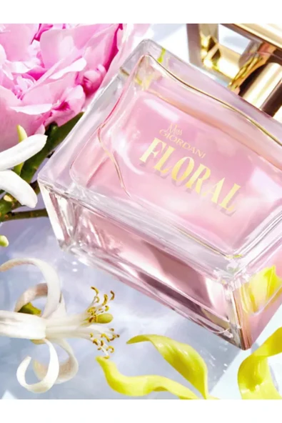 Oriflame Giordani Gold Miss Giordani Floral Edp 50 ml 46718 ürün görseli 1