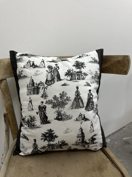 Toile De Jouy Paris Kırlent Kılıfı 43x43 cm | %100 Pamuk Dijital Baskılı | Klasik Fransız Tarzı Dekoratif Yastık Kılıfı - ZT740  siyah ürün görseli 1