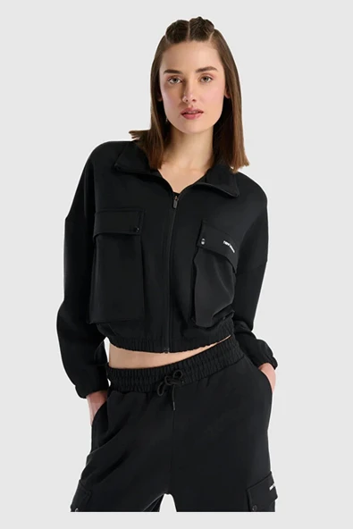 New Balance Lifestyle WNJ1529-BK Siyah Kadın Sweatshirt ürün görseli 1