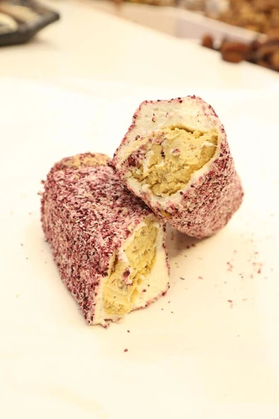 Öz Altın Kayısı Hibiskus Sarma Lokum 1 KG ürün görseli 1