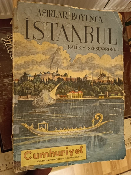 ASIRLAR BOYUNCA İSTANBUL HALUK Y. ŞEHSUVAROĞLU ürün görseli 1