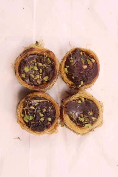 Öz Altın Kayısı Çikolatalı Kadayıflı Bülbül Yuvası 1 KG ürün görseli 1