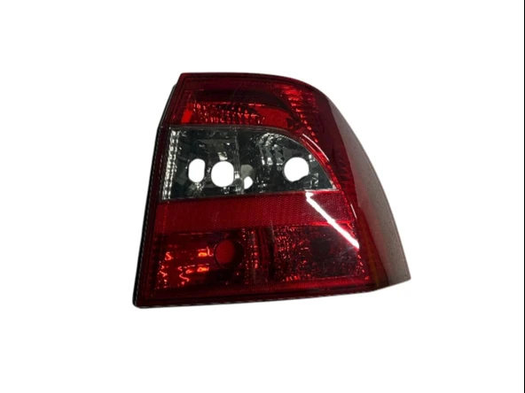 OPEL VECTRA B SAĞ ARKA STOP LAMBASI FÜME KARARTMALI 2000-2002 ürün görseli 1