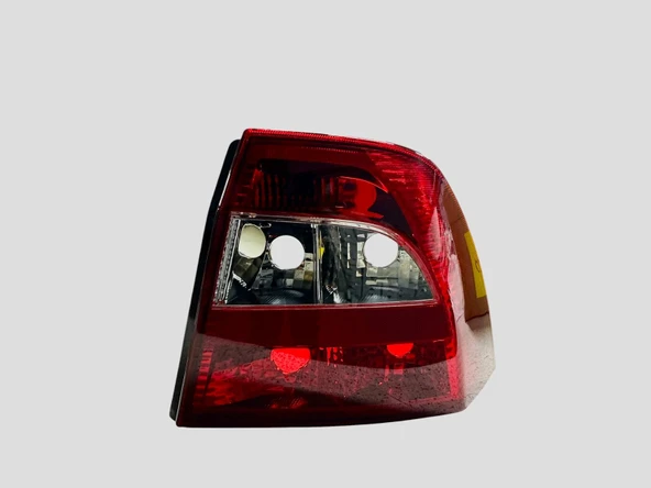 OPEL VECTRA B SAĞ ARKA STOP LAMBASI BEYAZ 2000-2002 ürün görseli 1