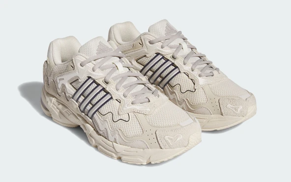 靴  BAD BUNNY RESPONSE CL PTTAVM: adidas Bad Bunny x Response CL 'Wonder White'
