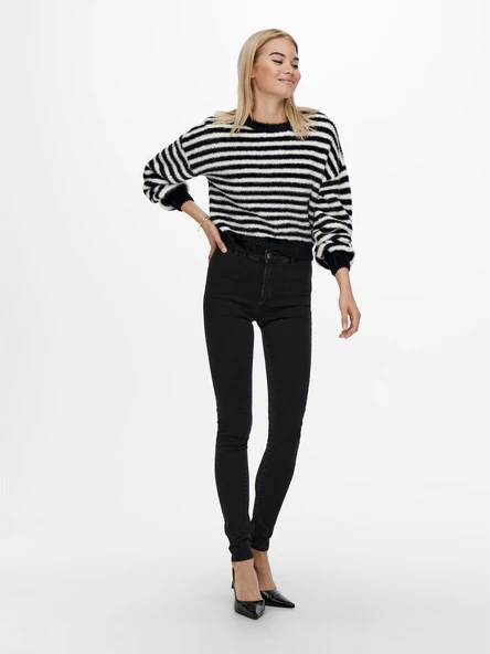 15235973 ONLPIUMO L/S PULLOVER KNT NOOS ürün görseli 1