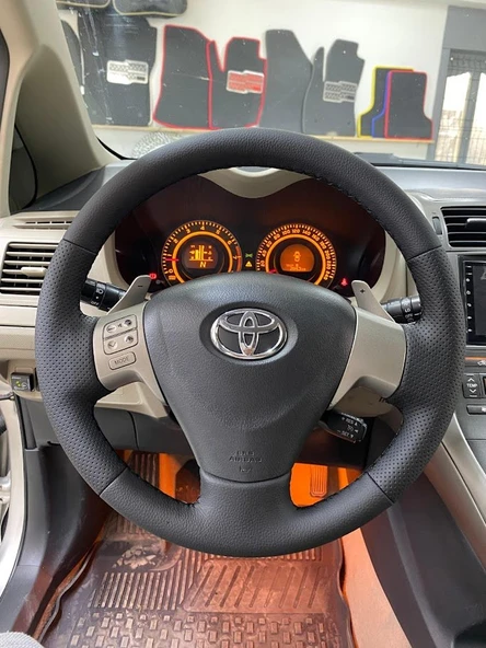 Toyota Corolla 2006-2010 Auris 2007-2009 Araca Özel Direksiyon Kılıfı AÇIKLAMIMIZI OKUYUNUZ! ürün görseli 1
