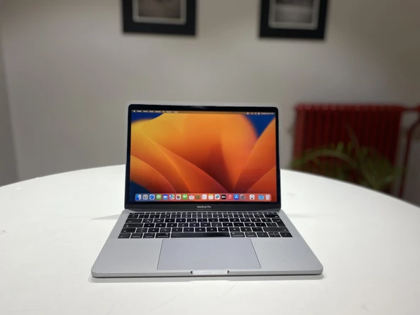 PTTAVM: Apple MacBook Pro Retina 13