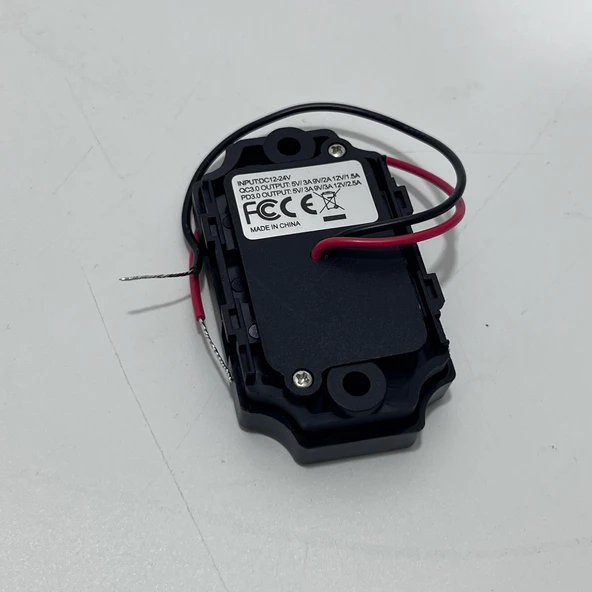 USB Car Charger - UCC-338 QC PD - Resim 4