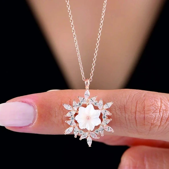Işıltı Kristali Kar Çiçeği Flowers Gümüş Kolye - Altın ürün görseli 1