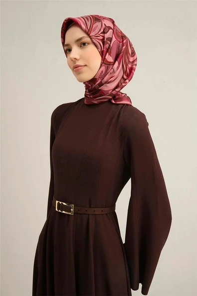 9323 ARMİNE EŞARP - Resim 2