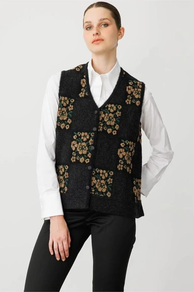 24084 DESEN TRİKO PITIRCIK ÇİÇEKLİ PATCHWORK KEÇE YELEK - Resim 12