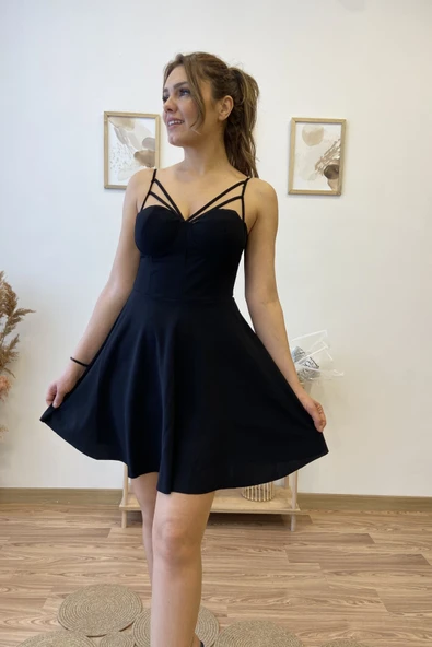Göğüs Kuplu Kloş Mini Elbise - Resim 5