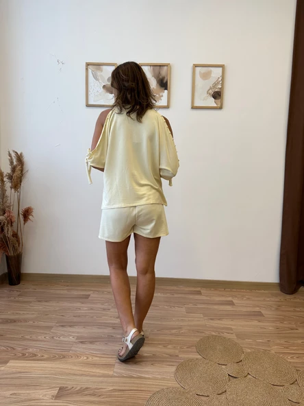 İnci Detaylı Şort Bluz Takım - Resim 4