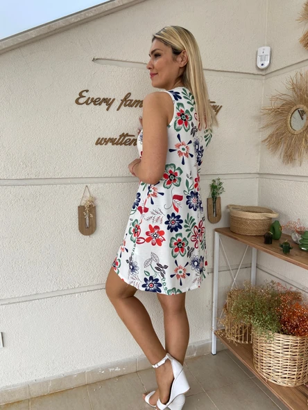 Bisiklet Yaka Çiçekli Mini Elbise - Resim 9