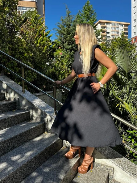 Vatkalı Kemerli Kloş Midi Elbise - Resim 8
