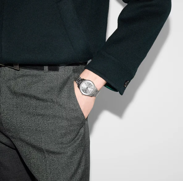 Gucci G-Timeless YA1264232 Kol Saati - Resim 3