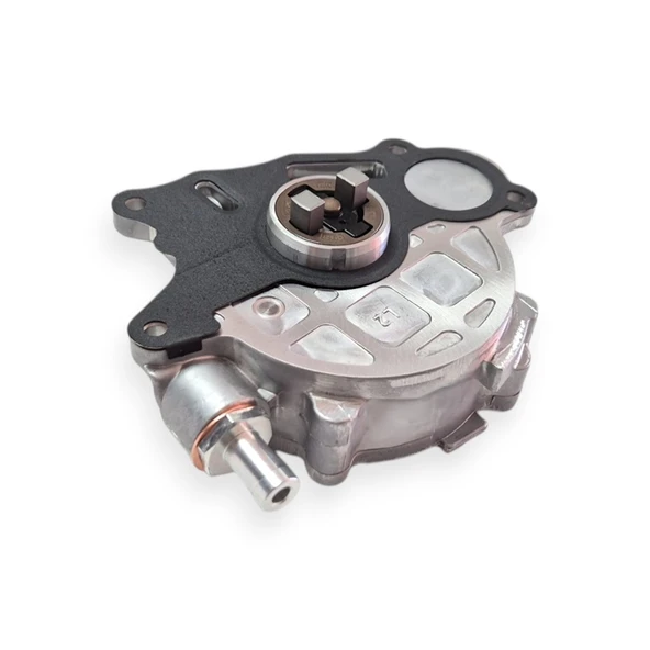 Audi Q5 2009-2012 2.0 Dizel Motor Vakum Pompası 03L145100F ürün görseli 1