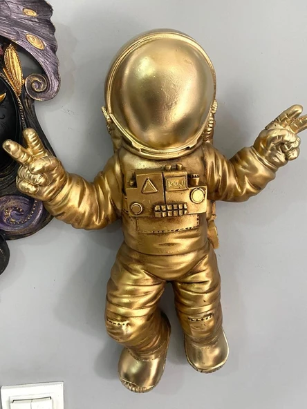 Dekoratif Dev Astronot Heykeli - Duvar Modeli Biblo (47x35cm) ürün görseli 1