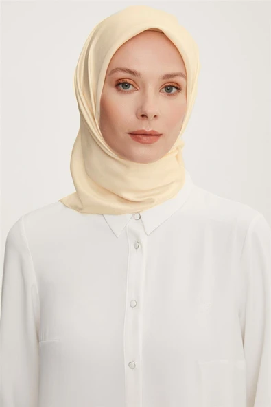 Düz Boyalı % 100 Sura İpek Eşarp 0010D ürün görseli 1