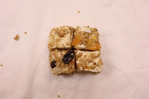 Öz Altın Kayısı Tahıllı Katkat 1 KG ürün görseli 1