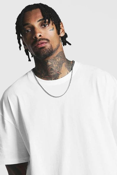 By Sevimli Beyaz Oversize Tshirt ürün görseli 1