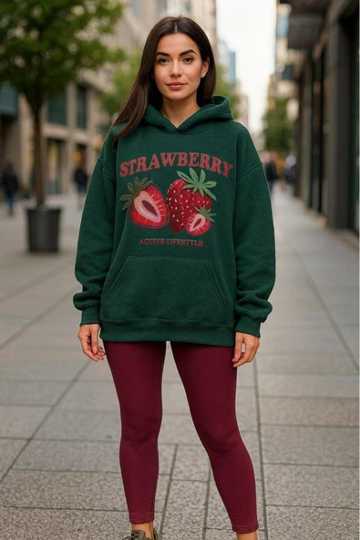 KOZİA OUTDOORS strawberry kapüşonlu baskılı oversize kadın sweaşhirt ürün görseli 1
