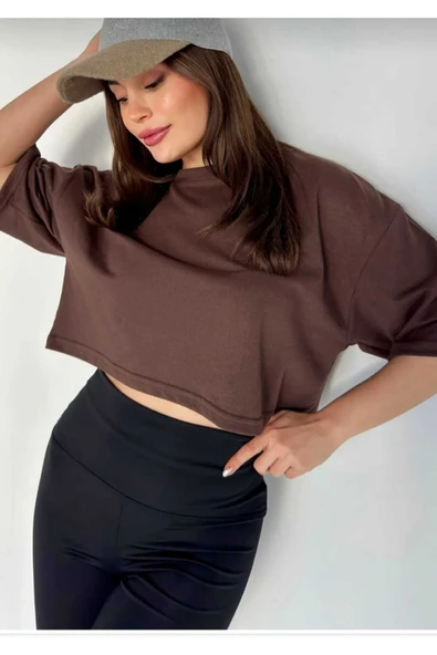 KOZİA OUTDOORS malşkocbey kahverengi oversize oyaka  crop t-şhirt ürün görseli 1