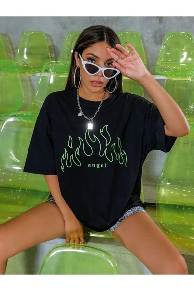 shiron Kadın Yeşil Angel Baskılı Oversıze Tshirt ürün görseli 1