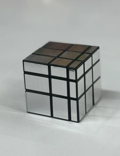3x3x3 Mirror Sihirli Zeka Küpü Geometrik Asimetrik Gümüş Gri ürün görseli 1