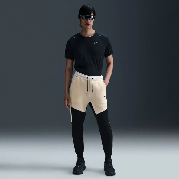 NİKE Tech Fleece Jogger Erkek Eşofman Altı HV0959-114 ürün görseli 1