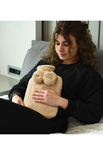 Pababo Pabtex Kurdele Süslemeli Bej Su Torbası Kılıfı – Isıyı Koruyan Peluş Kumaş ürün görseli 1