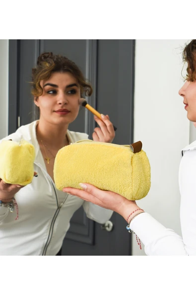 Pababo Yumuşak Peluş Makyaj Çantası - Şık ve Kullanışlı Kadın Kozmetik Çantası ürün görseli 1