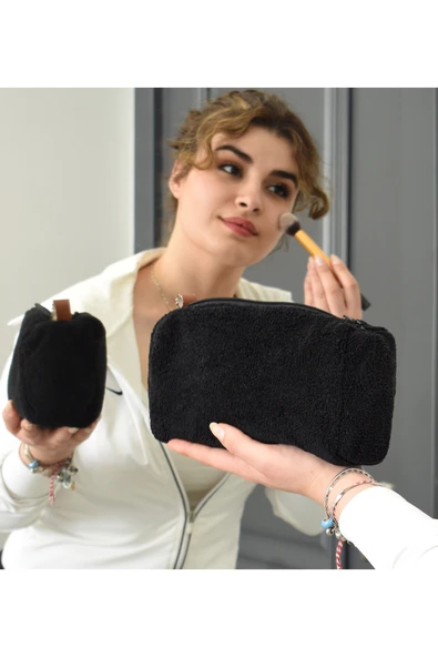 Harika Peluş Fabrikası Yumuşak Peluş Makyaj Çantası - Şık ve Kullanışlı Kadın Kozmetik Çantası ürün görseli 1